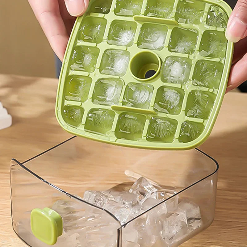 One-Click Ice Cube Dispenser